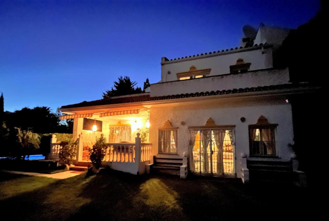 Holiday Villa In 10 Min From Fuengirola Beach With Sea Views Pool Bbq Parking Wifi Aircon Big Garden Mijas Eksteriør billede