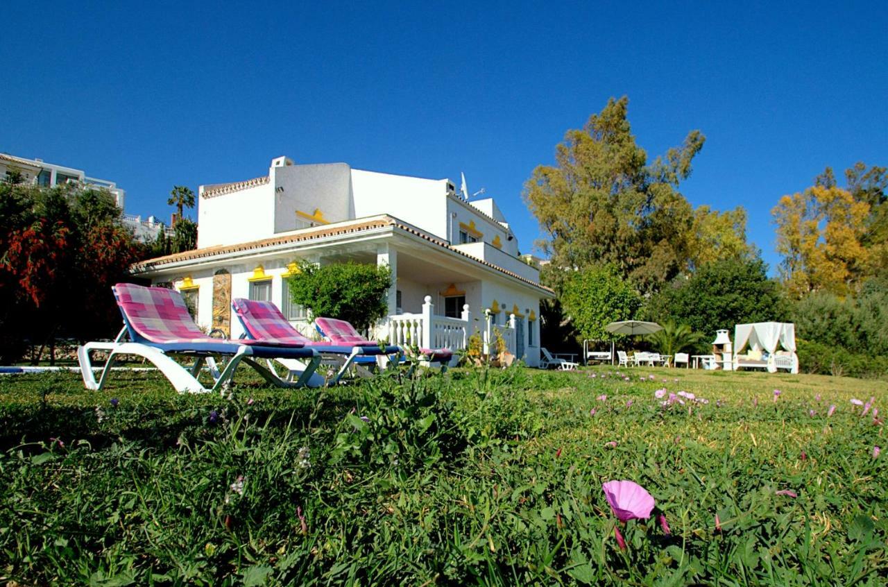 Holiday Villa In 10 Min From Fuengirola Beach With Sea Views Pool Bbq Parking Wifi Aircon Big Garden Mijas Eksteriør billede